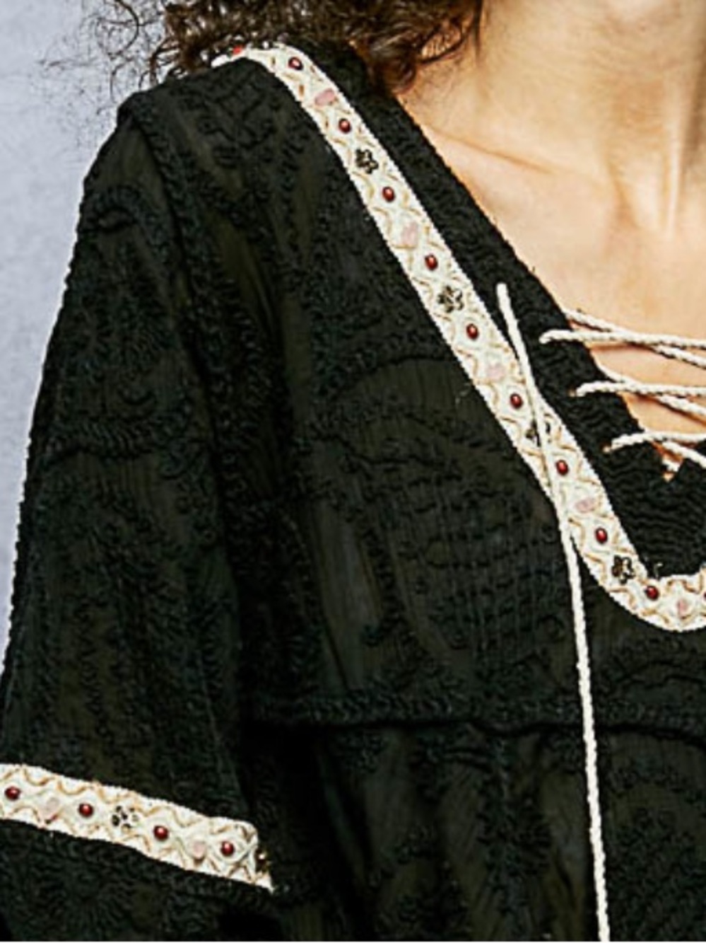 💕POL Boho Lace-Embroidered Black Peasant Top - Picture 5 of 6
